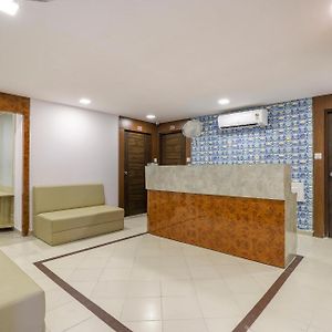 Oyo Flagship Hotel A1